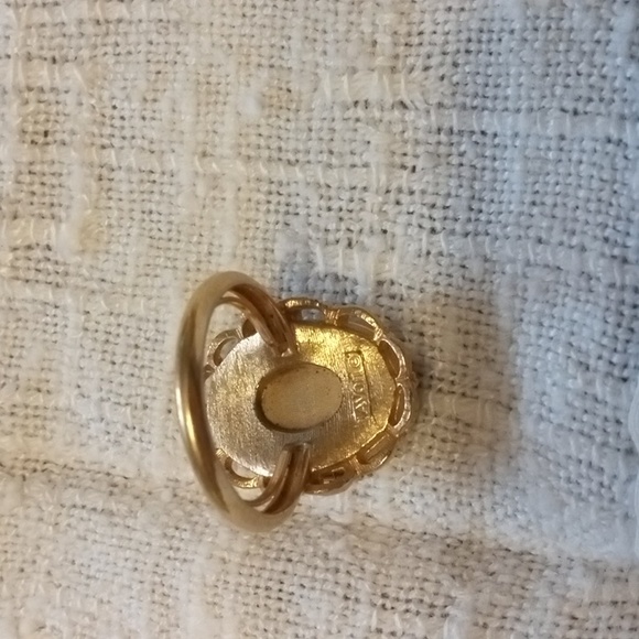 - 70s French Rose Cobochon Bangle Bracelet & Locket  Ring Set - Picture 9 of 14